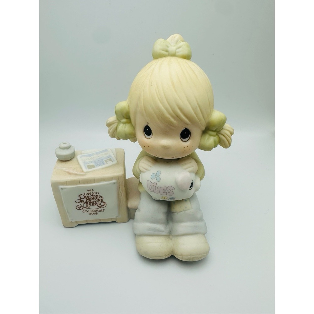 Vintage 1983 Precious Moments Collectors Club - Collecting Dues - E-0404